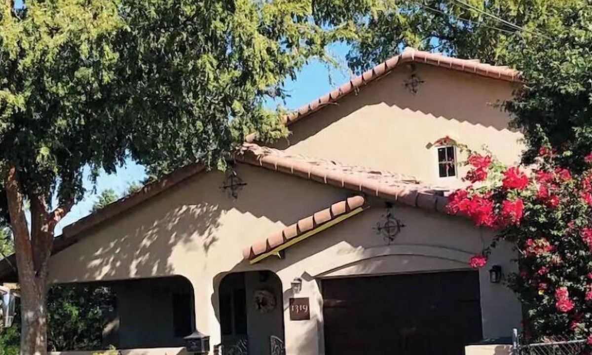 Mitchell Park East House | Tempe Oasis w/Private POOL Blocks from ASU Campus & Mill Ave