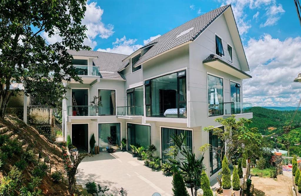 Phuong 10 Villa | The Fuji Villa