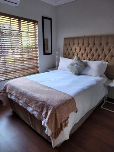 Newcastle House | The Hills Guest House