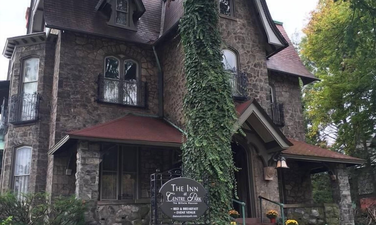 Reading Bed & Breakfast | The Inn at Centre Park