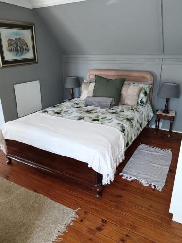 Hilton House | The Loft at Etlon's