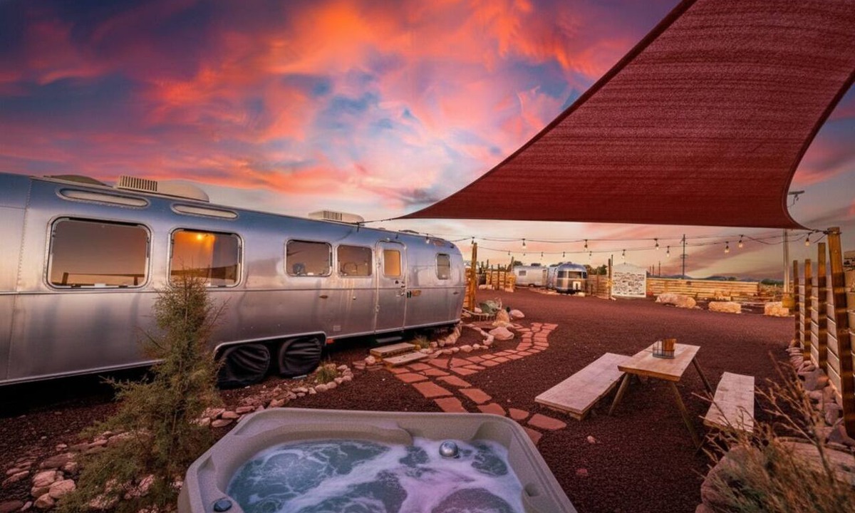 Valle Hotel | The Outpost Grand Canyon