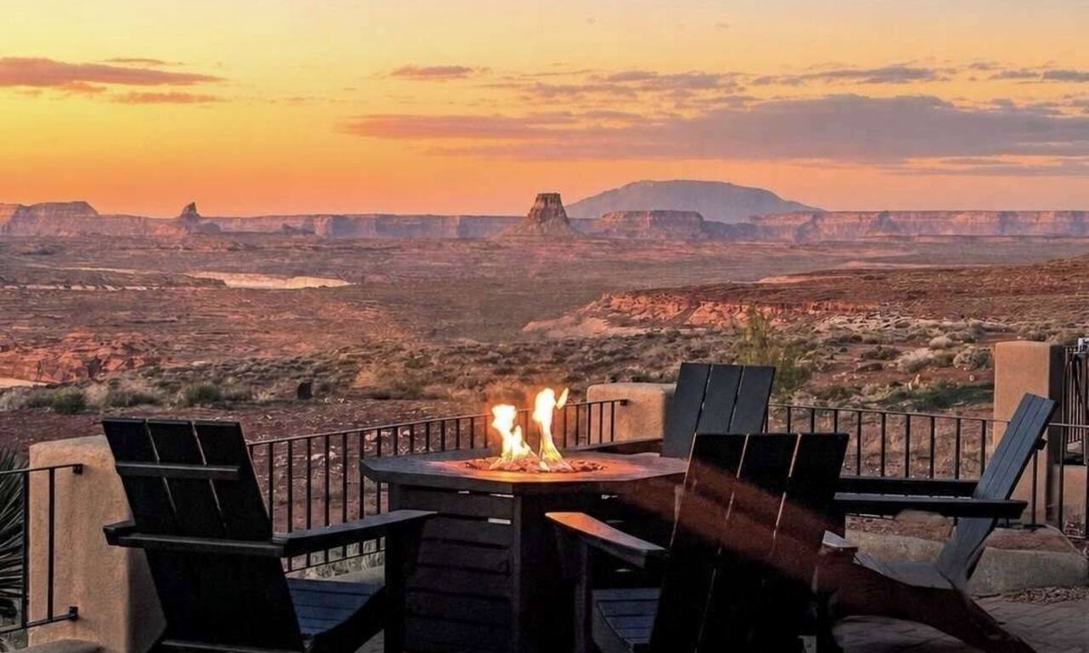 Page House | The Overlook - Triple Primary Luxe, 50 Mile Views