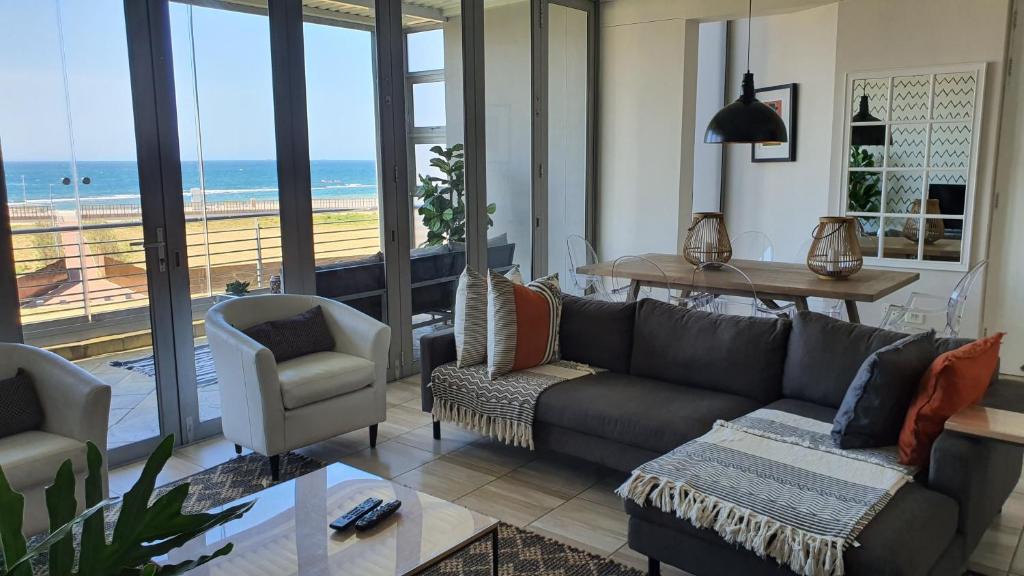 Durban Point Apartment | The Quays 405 across the Ocean near Ushaka
