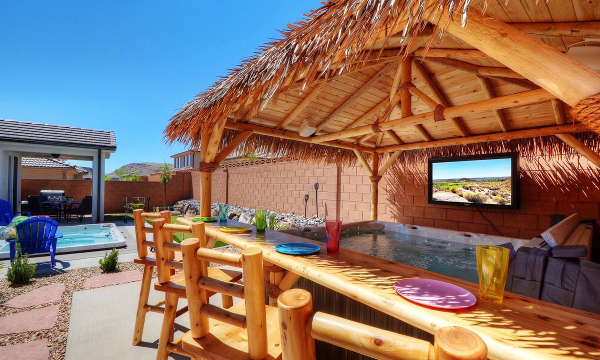 Sienna Hills House | Tiki Oasis at Ladera 325, Private Swimming Spa, Hot tub, and Community Pool