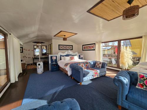 Puno Hotel | Titicaca island lodge peru