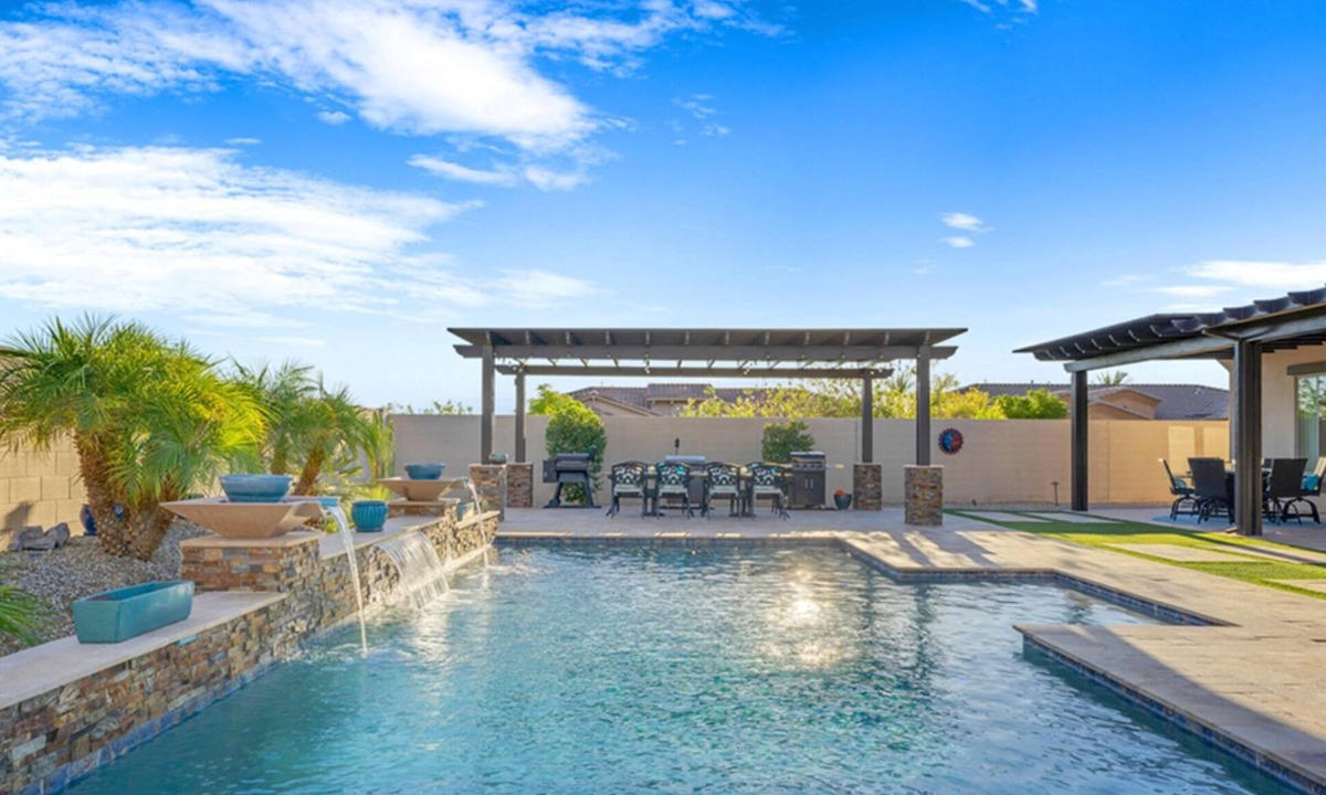 Estrella Mountain Ranch House | TOP 1% MOST ENJOYED HOMES! Heated Pool in this Very Clean, and Resort-Like Home