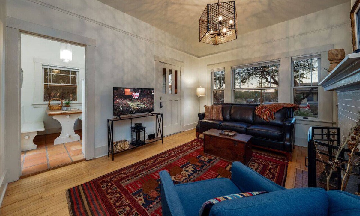 West University House | Total of 2 BR 2 BA/Your Own Duplex/Near U of A