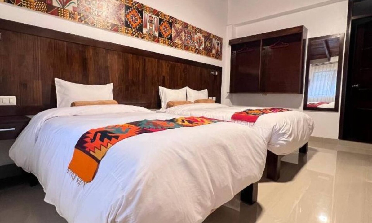 Ollantaytambo Bed & Breakfast | Touristic Lodging - Kantu Inn - Triple Room with view 2