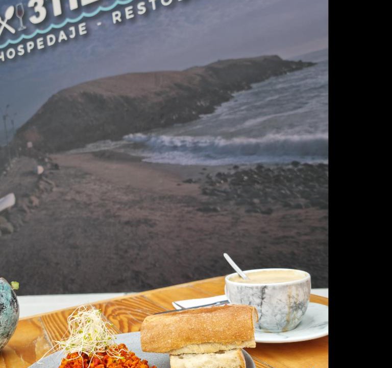 Punta Hermosa Hostel | Tres Tiempos