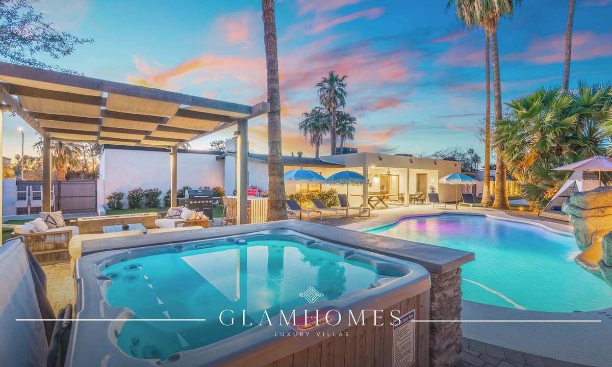 Shea North Estates House | Tropical Villa | Pool Movie Theater Pickleball