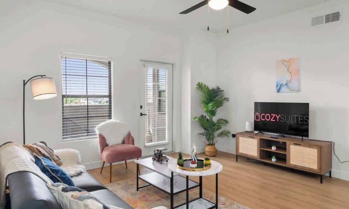 Chandler Apartment | TWO CozySuites Apartment Downtown Chandler 6&7