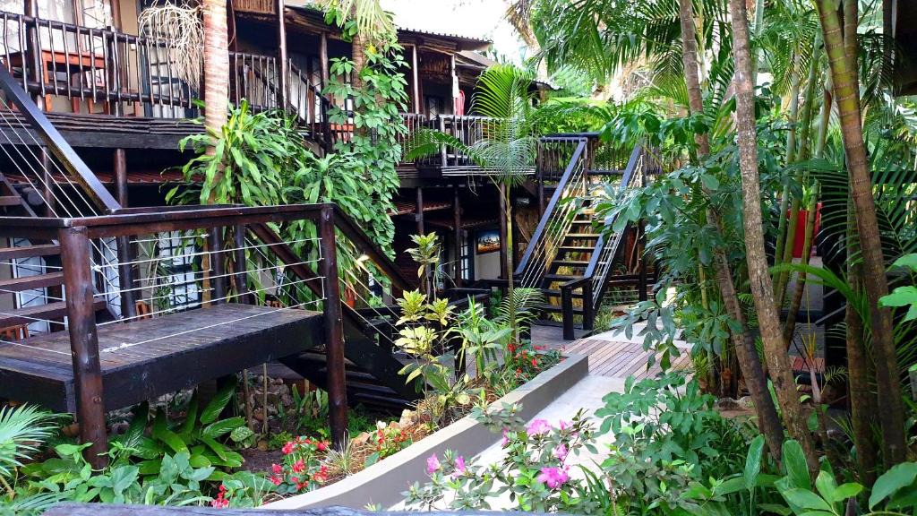 St. Lucia Cabin | Umlilo Guest House