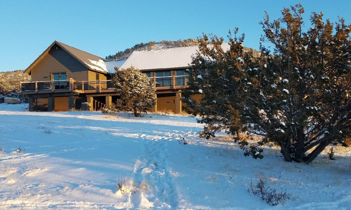 Cedar Mountain Heights House | Unique Home with Spectacular Views