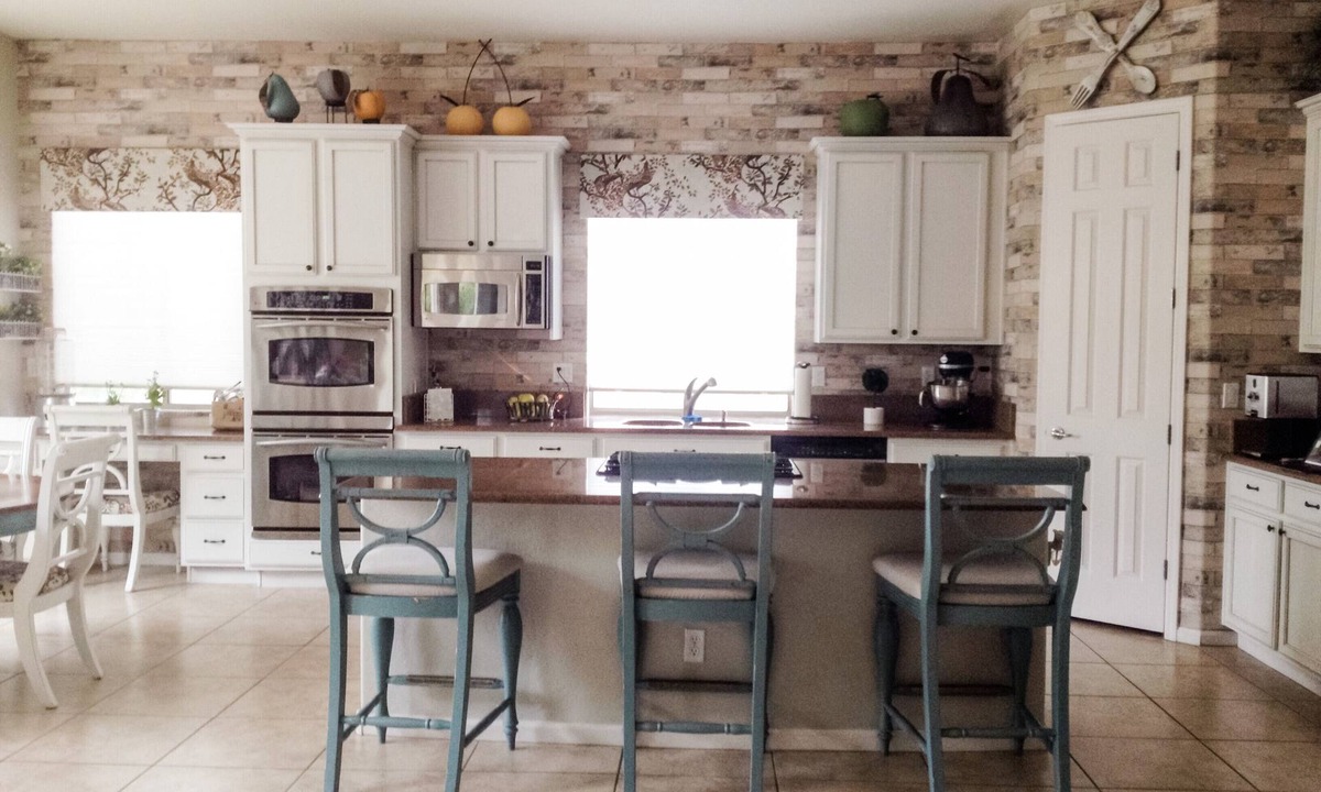 Sossaman Estates House | Uniquely Cozy in Queen Creek w Pool!