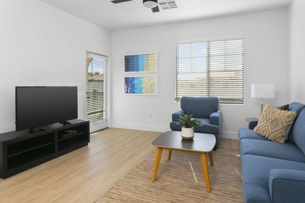 Glendale Sports and Entertainment District Hotel | Hotel ∙ Private 2BR Condo in Zone Luxe with Balcony & Pool