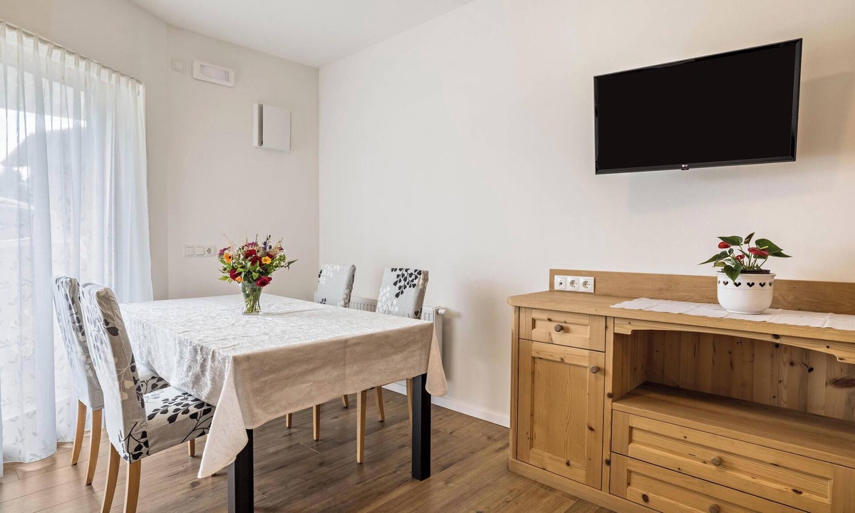 San Martino in Badia Apartment | Vacation Apartment "Ciasa Silvia" with Mountain View & Wi-Fi