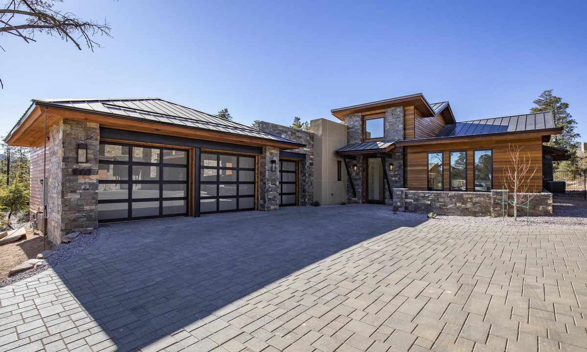 Payson House | Valhalla Villa 610 S. Valhalla