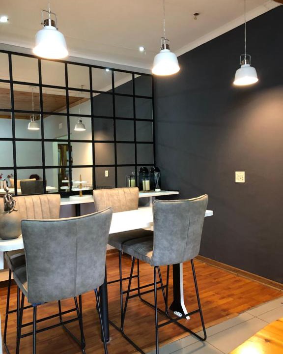 Newcastle House | VnA Guesthouse