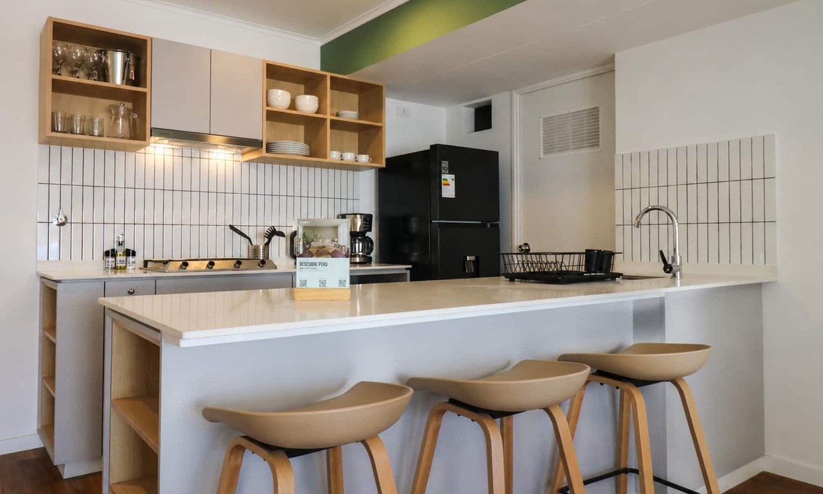 Santa Cruz Apartment | w Curated Urban 2BR w Balcony in Miraflores