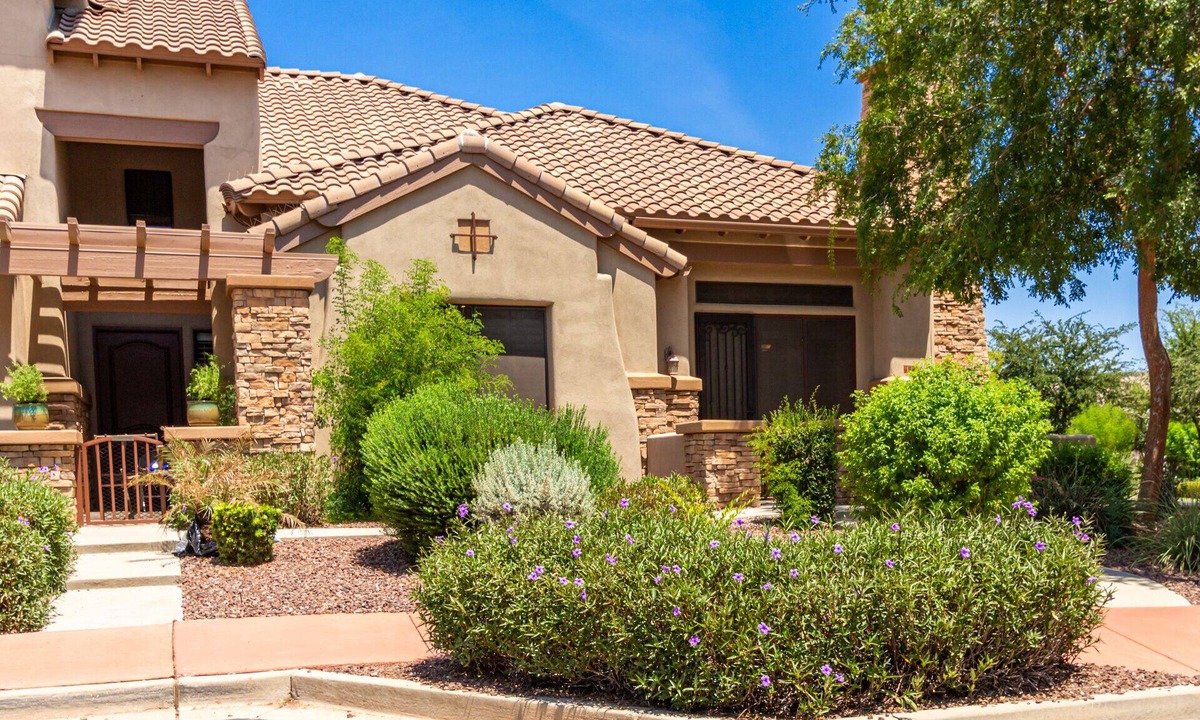 Litchfield Park Condo | Walk to the Wigwam from this charming single-level condo!