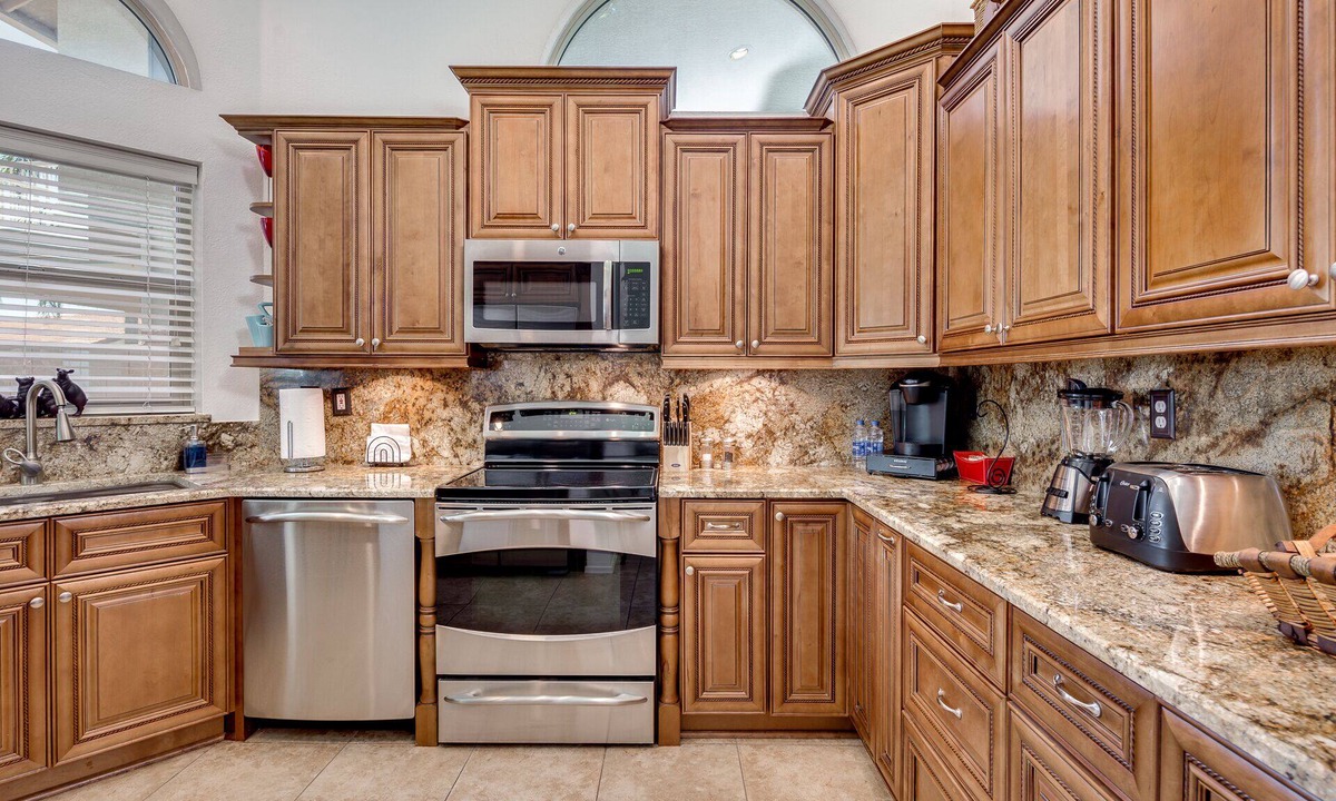 Arrowhead Ranch House | Waterfront Home w/Heated Pool and 1 Garage Spot Near Shops!