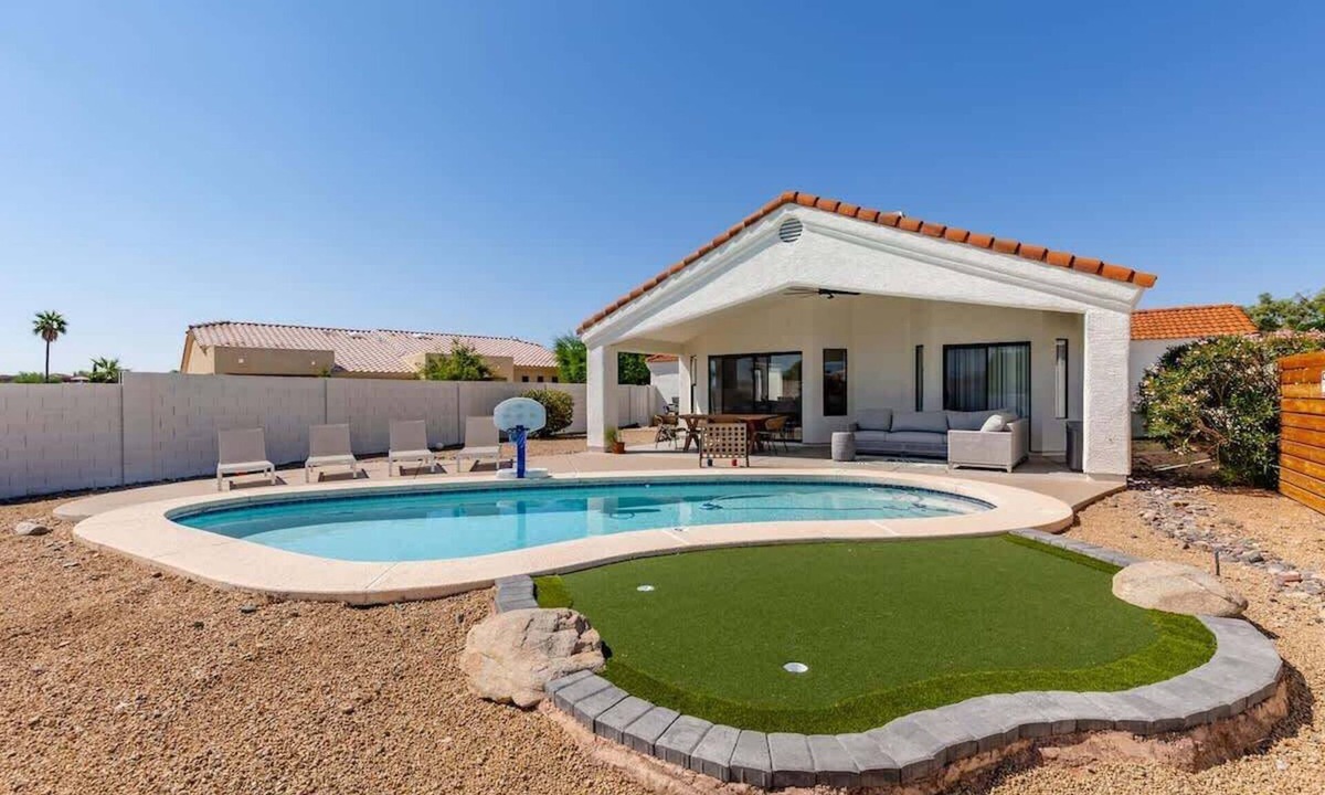 Fountain Hills House | Western Hills-Pool Heat Avail- Putting Green-Games