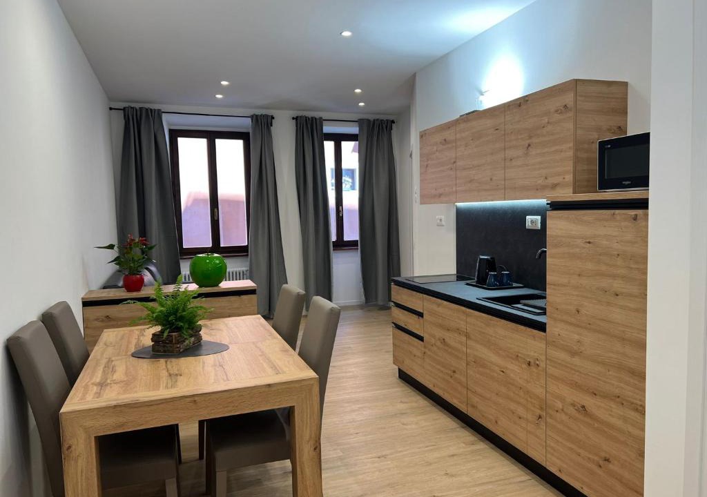 Trento Old Town Apartment | YUGOGO MAZZINI 41 - BILOCALE Trento Centro
