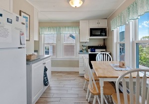 26 SECONDS FROM WELLS BEACH: OCEAN&MARSH VIEWS-BRIGHT & AIRY-SUPERB BEACH ACCESS
