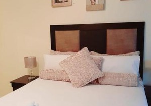 40 La Mer, Illovo Beach Apartment