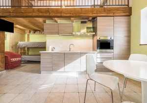 Apartment Agriturismo "Al Gallo Nero Verde" near Lake Garda with Mountain View & Terrace