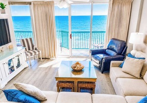 Ashworth #905! 4BR/3BA with Stunning Views & Prime Amenities