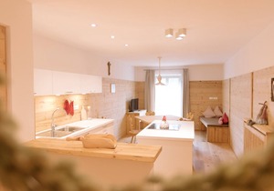 Beautiful and Cozy Holiday Home “Ferienwohnung SHUPF Wieserhof” with Mountain View, Balcony, Shared Garden & WiFi; Parking Available