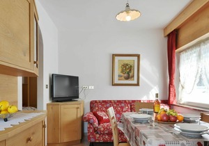 Beautiful apartment for 4 people with WIFI, TV, terrace and parking