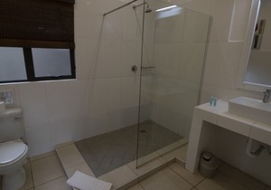 Emdoneni Lodge