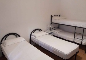 Holiday apartment with large community garden