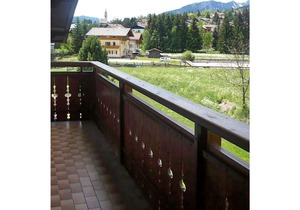 Nice apartment for 4 people with WIFI, TV, balcony and parking