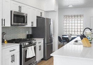 Hotel ∙ Private 2BR Condo in Zone Luxe with Balcony & Pool
