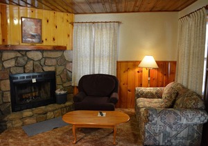 Whispering Pines - Cabin 19 (Studio)