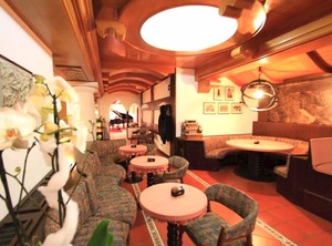 Hotel Regina Delle Dolomiti Incl Lift Pass Hb | Panchia