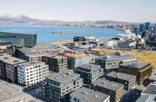 Downtown Apartment | 100 m² Apartment ∙ 2 bedrooms ∙ 5 guests