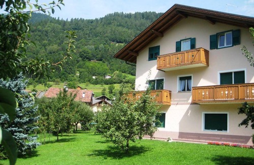 Mezzano Apartment | 110 m² Apartment ∙ 3 bedrooms ∙ 8 guests