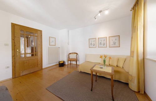 Terlano Apartment | 110 m² Apartment ∙ 2 bedrooms ∙ 6 guests