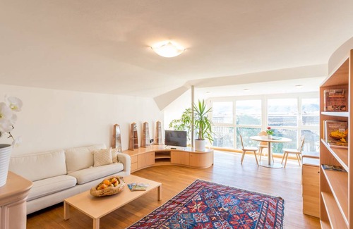 Terlano Apartment | 120 m² Apartment ∙ 3 bedrooms ∙ 6 guests