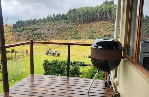 Nottingham Road House | 150 m² House ∙ 3 bedrooms ∙ 6 guests