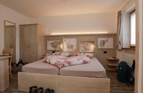 Vetriolo Terme Hotel | 16 m² Hotel ∙ 2 guests