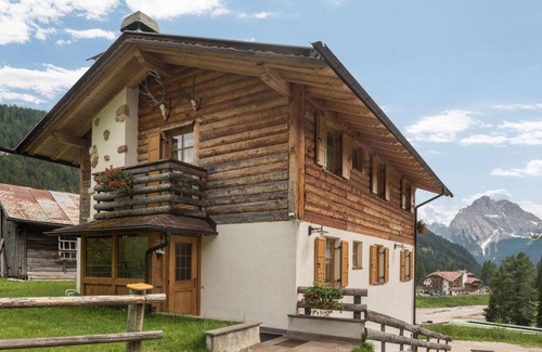 Canazei Ski Chalet | 160 m² Chalet ∙ 5 bedrooms ∙ 10 guests