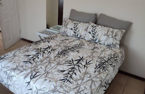 Newcastle Apartment | 175 m² Apartment ∙ 4 bedrooms ∙ 8 guests
