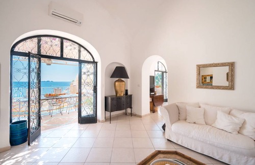 Positano City Centre Villa | 180 m² Villa ∙ 4 bedrooms ∙ 10 guests