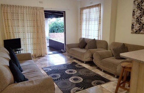 Port Shepstone Apartment | 183 m² Apartment ∙ 3 bedrooms ∙ 9 guests